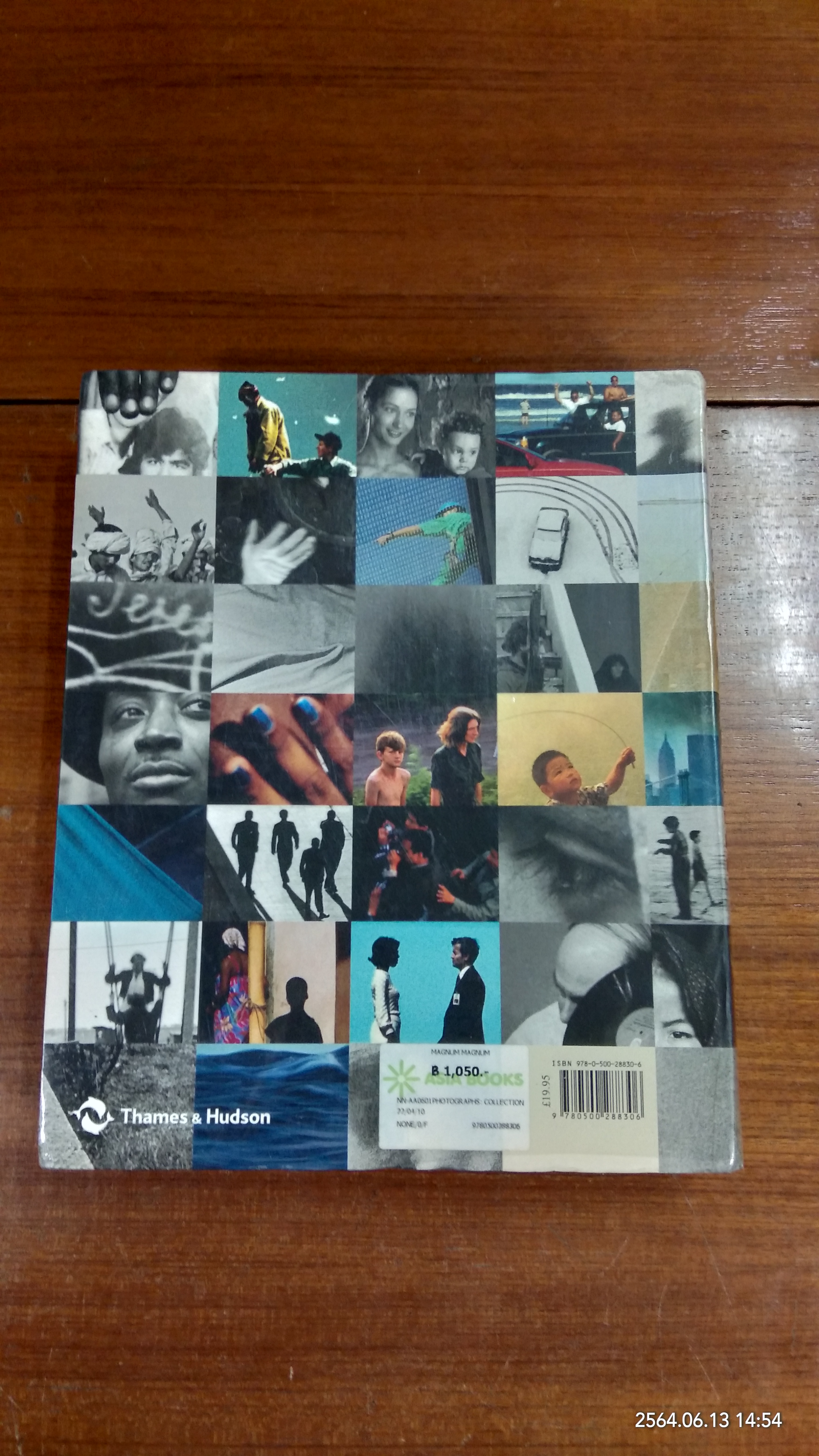 MAGNUM MAG / Brigitte Lardinois