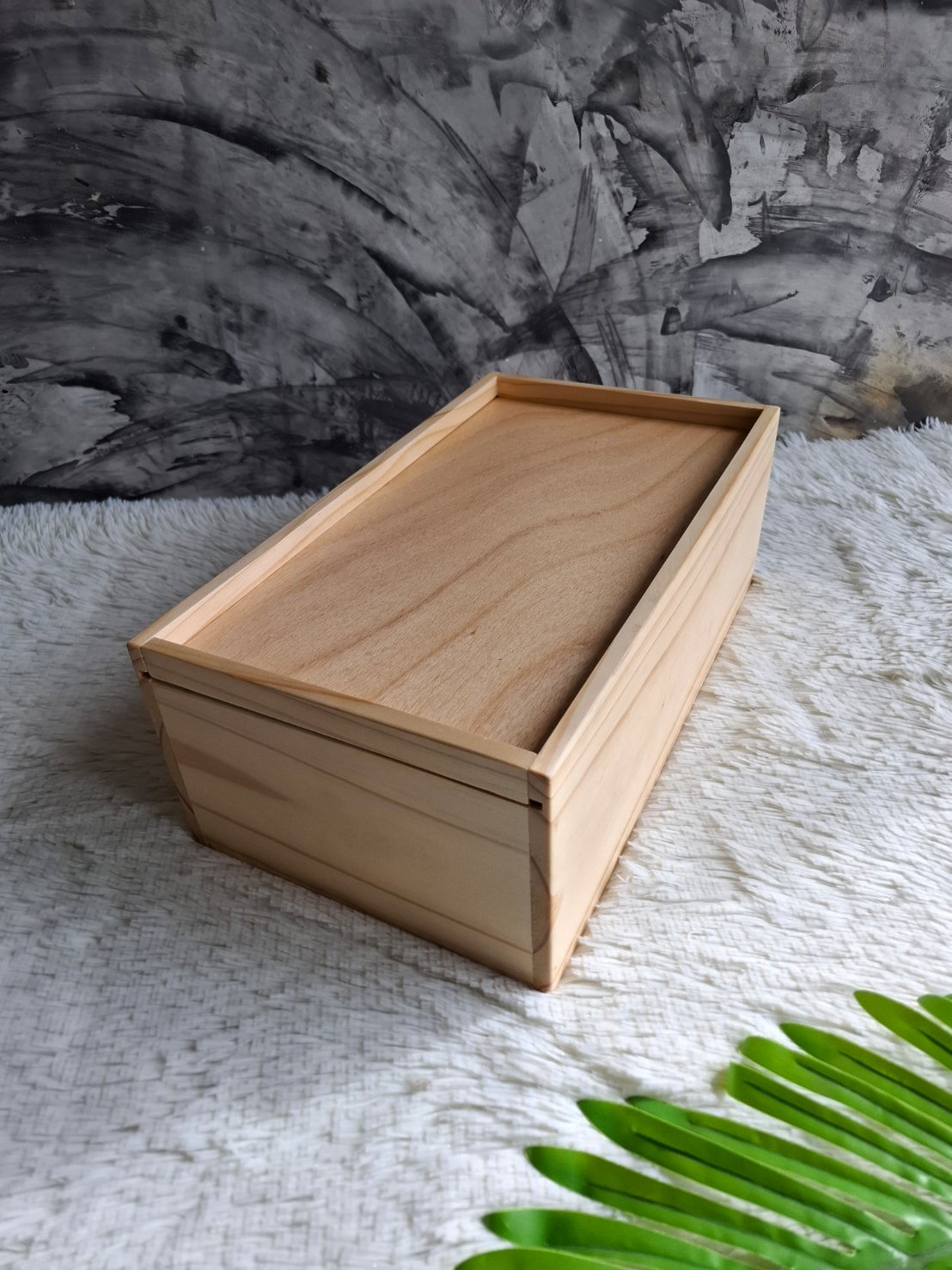 กล่องไม้สนฝาสไลด์