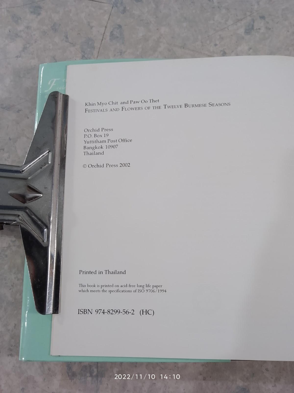 Festivals and flowers of the twelve Burmese seasons / Khin Myo Chit / Paw Oo Thet