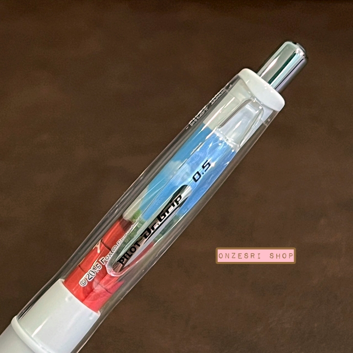 ดินสอกดเขย่าไส้ Dr.Grip I Love Snoopy Peanuts Movie ลาย House ที่จับสีแดง หัว 0.5