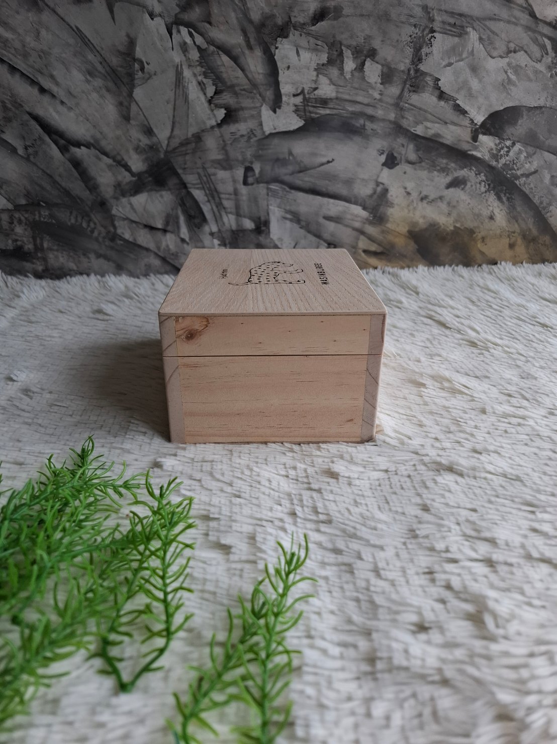 กล่องไม้ใส่งานโมเดล