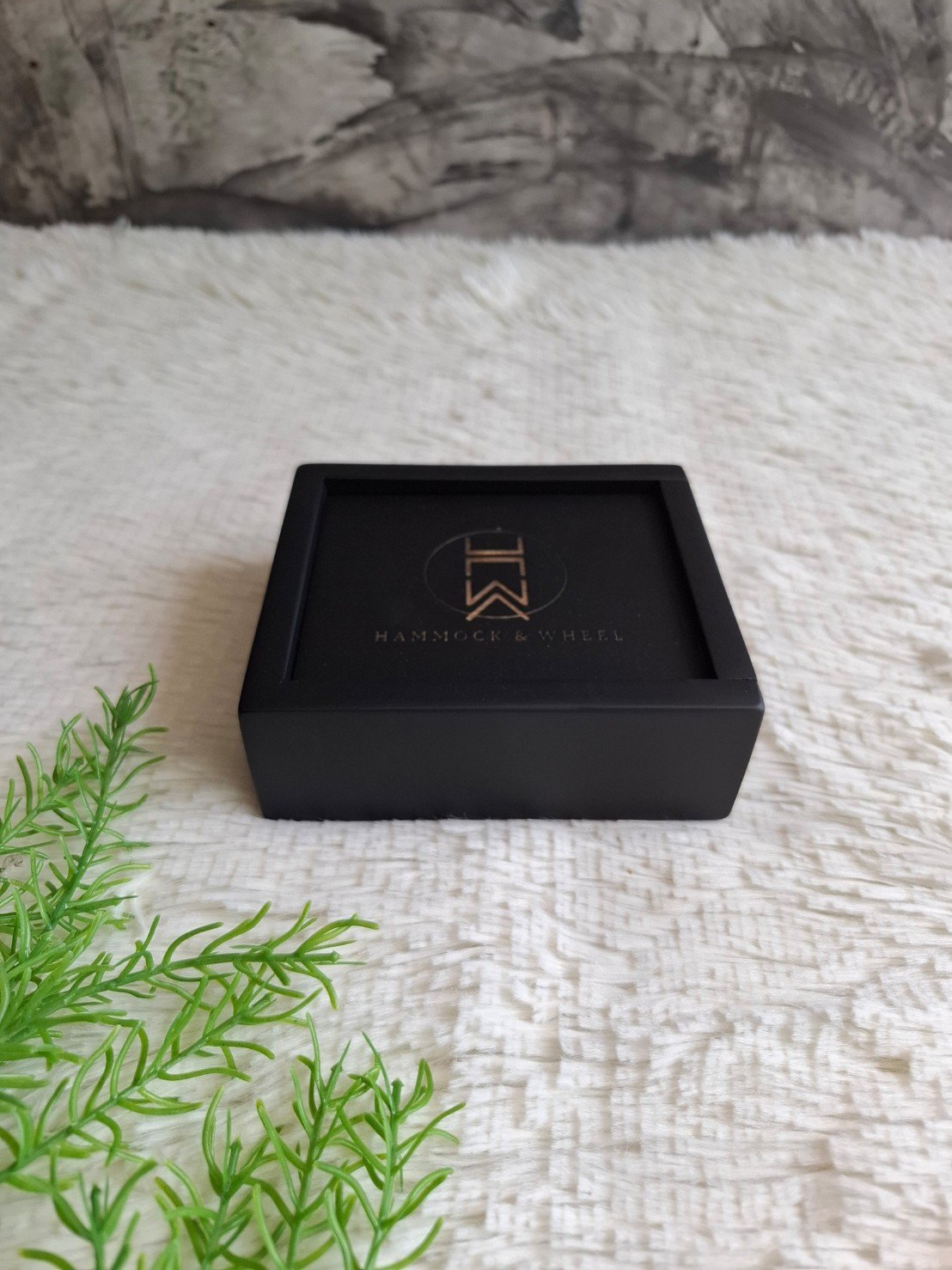 กล่องไม้ฝาสไลด์สีดำด้าน