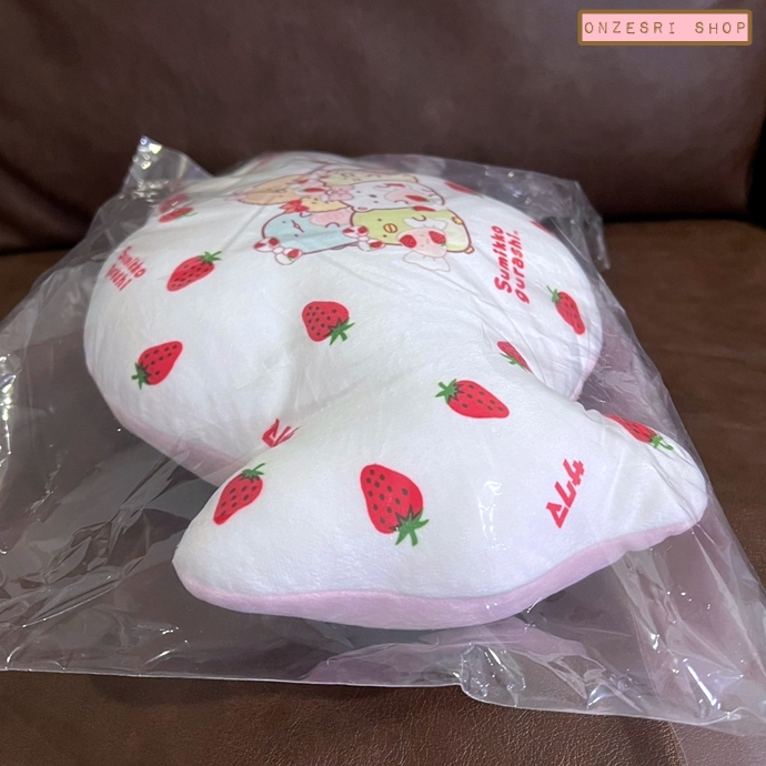 หมอนอิง/ตุ๊กตา Sumikko Gurashi x Sakuma Strawberry Milk Candy ขนาด 23 x 37 x 10 ซม.