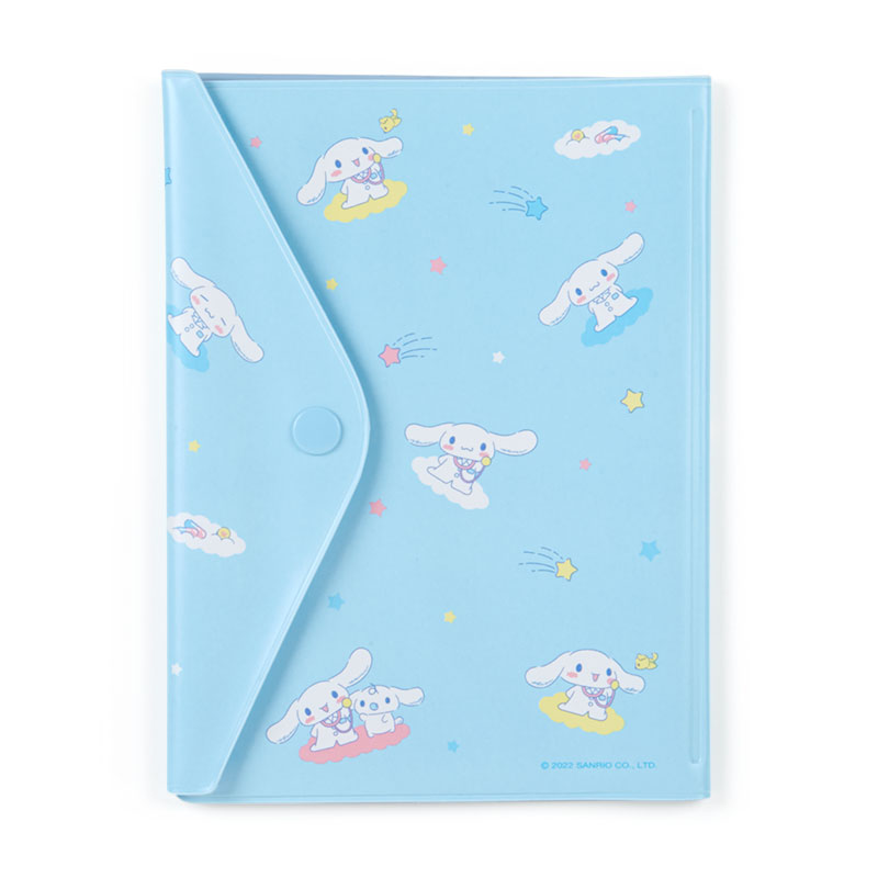 สมุดเก็บบัตร Sanrio Notebook & Ticket Medicine Case แบบคุณหมอ Cinnamoroll ขนาด 12 x 0.5 x 16.5 ซม. ใส่การ์ดได้ 9 ใบ มีช่องซิปใส่ของ ใส่สมุดเล่มเล็กได้