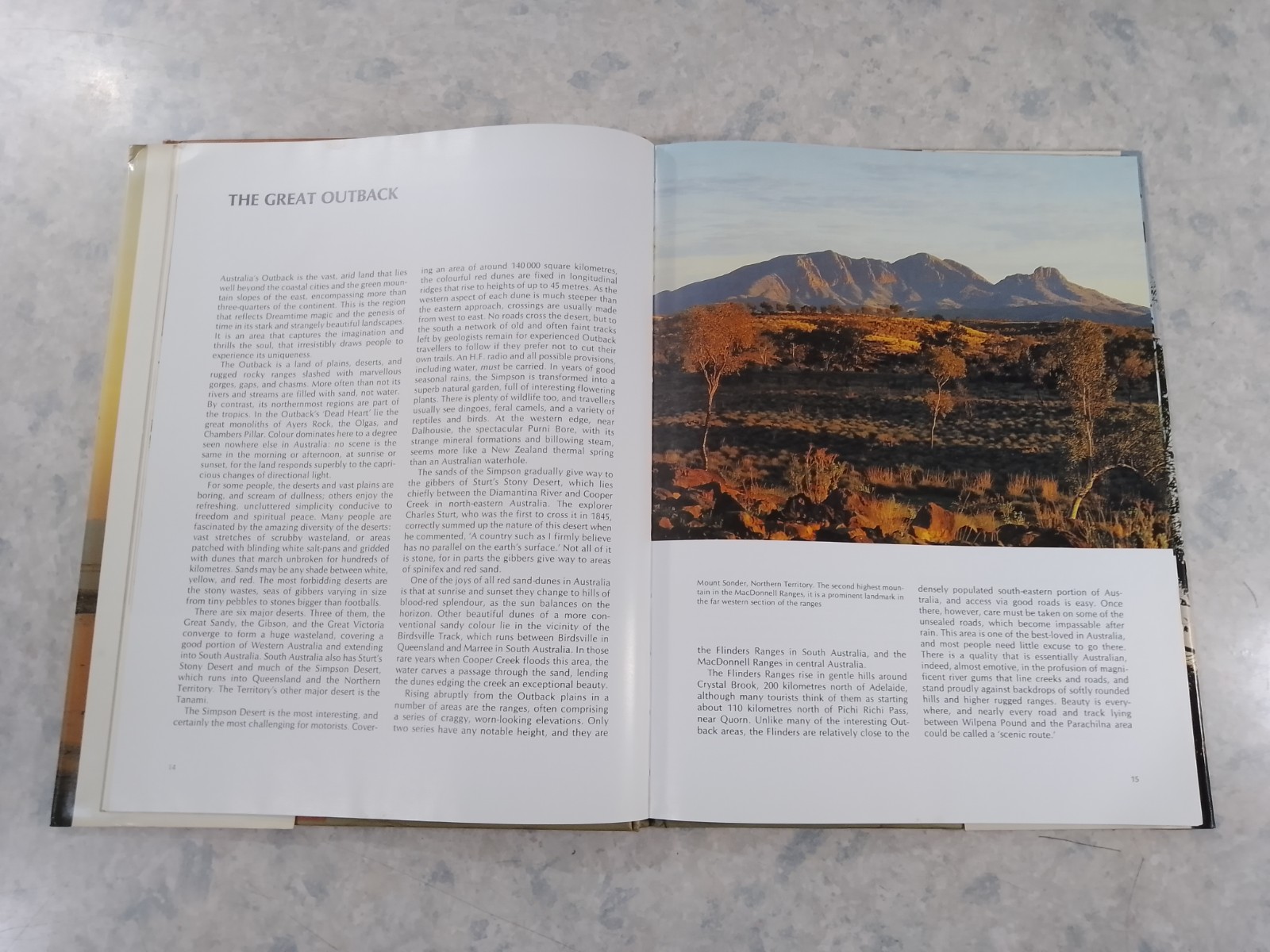 AUSTRALIA A Special Place / JOCELYN BURT