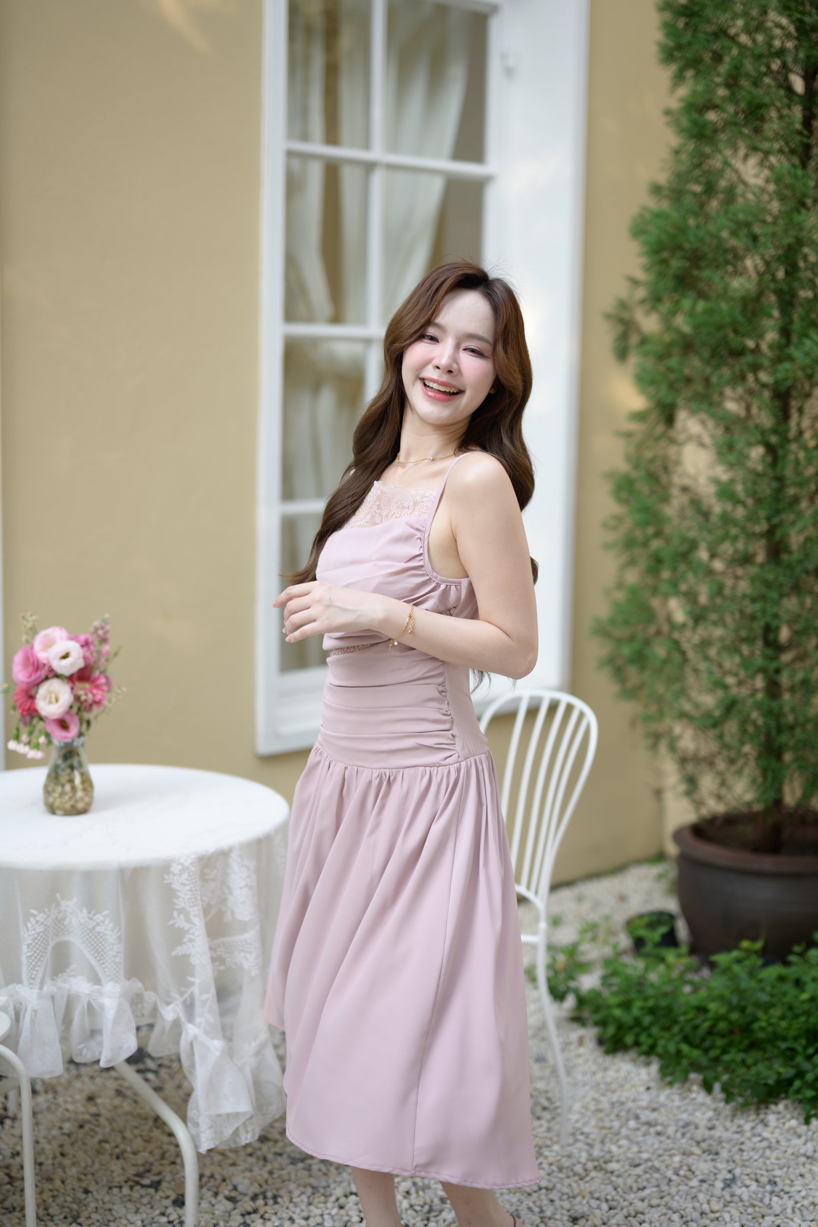 Elise Draped Lace Midi Dress : สีชมพู [Made by Pastel Time]