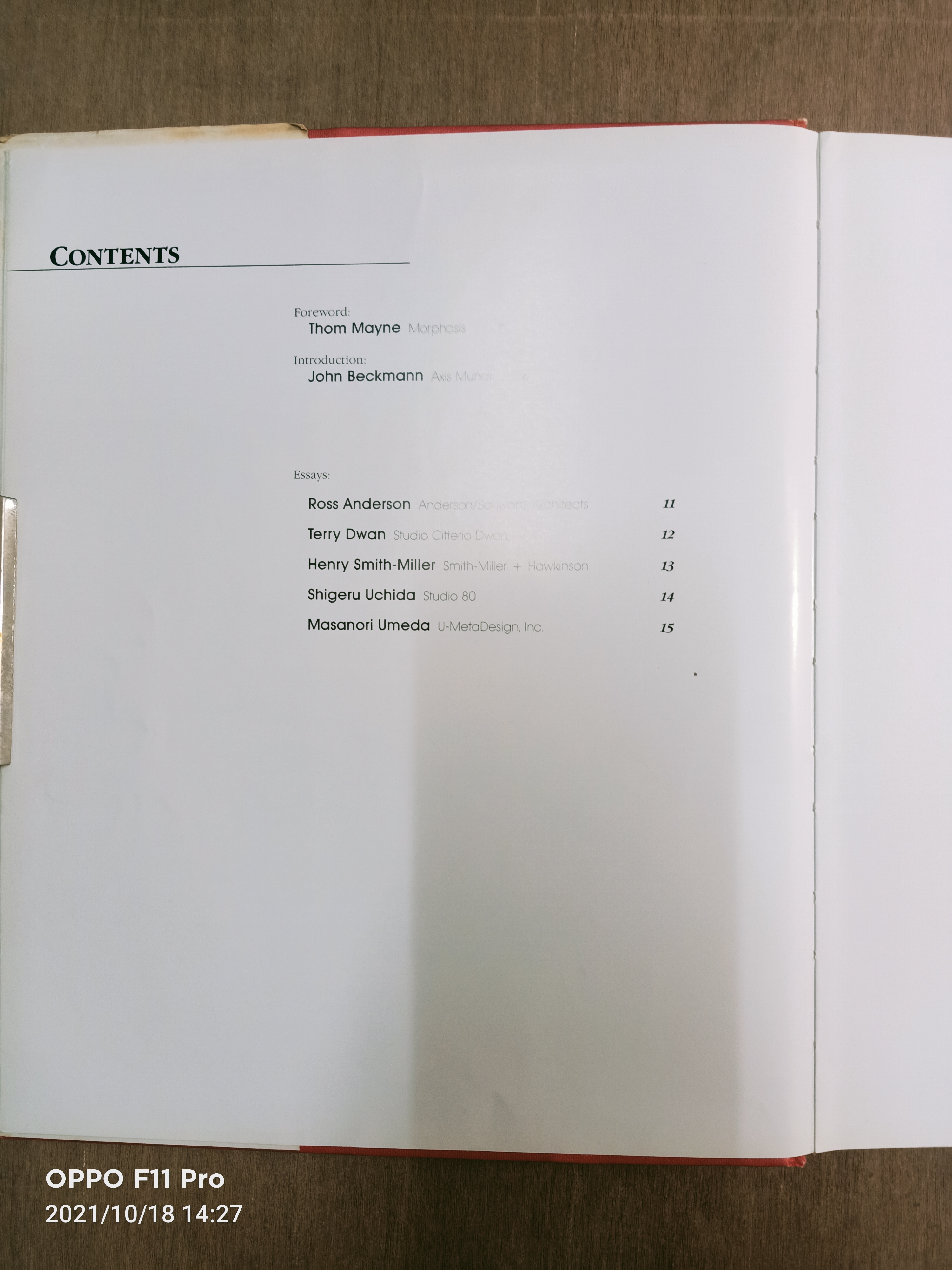 SHOWROOMS(หนังสือเล่มนี้สภาพไม่สมบรูณ์ หน้า161-162ไม่มี) / John Beckmann