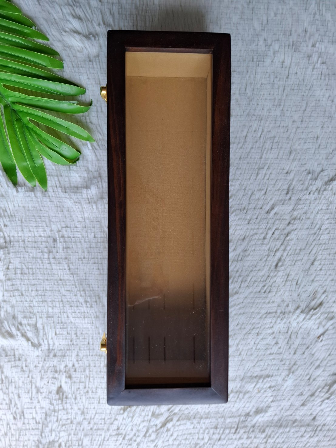 กล่องฝาล็อคกระจก