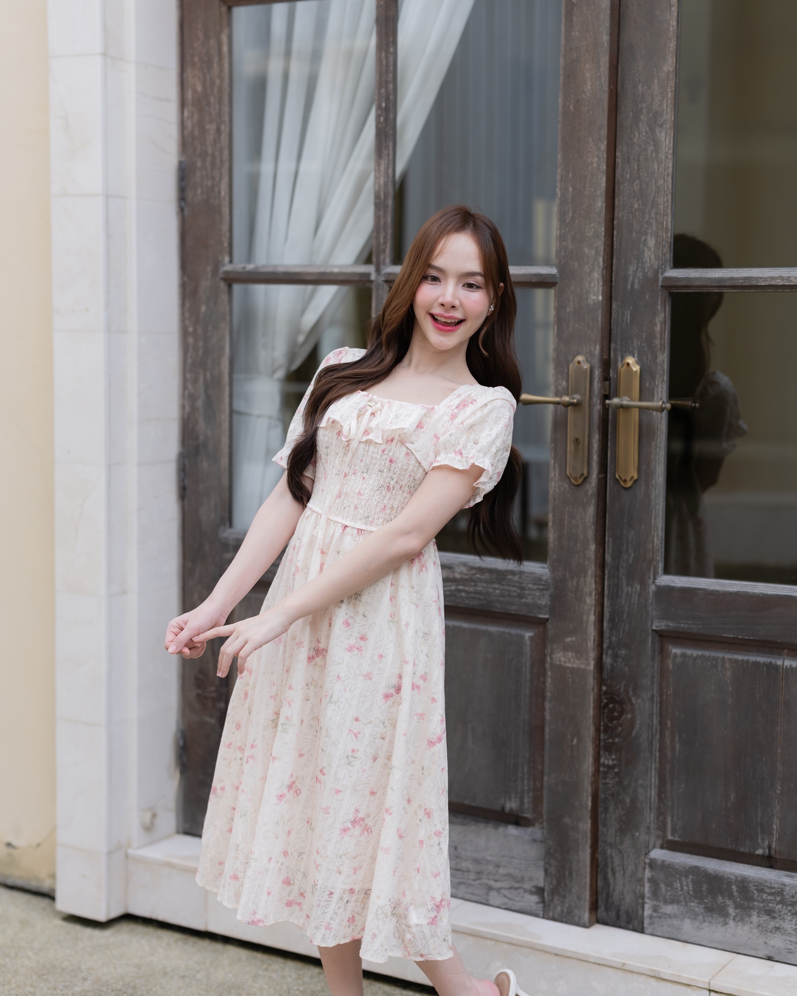 Florence Vintage Dress : ลายดอกไม้สีชมพู