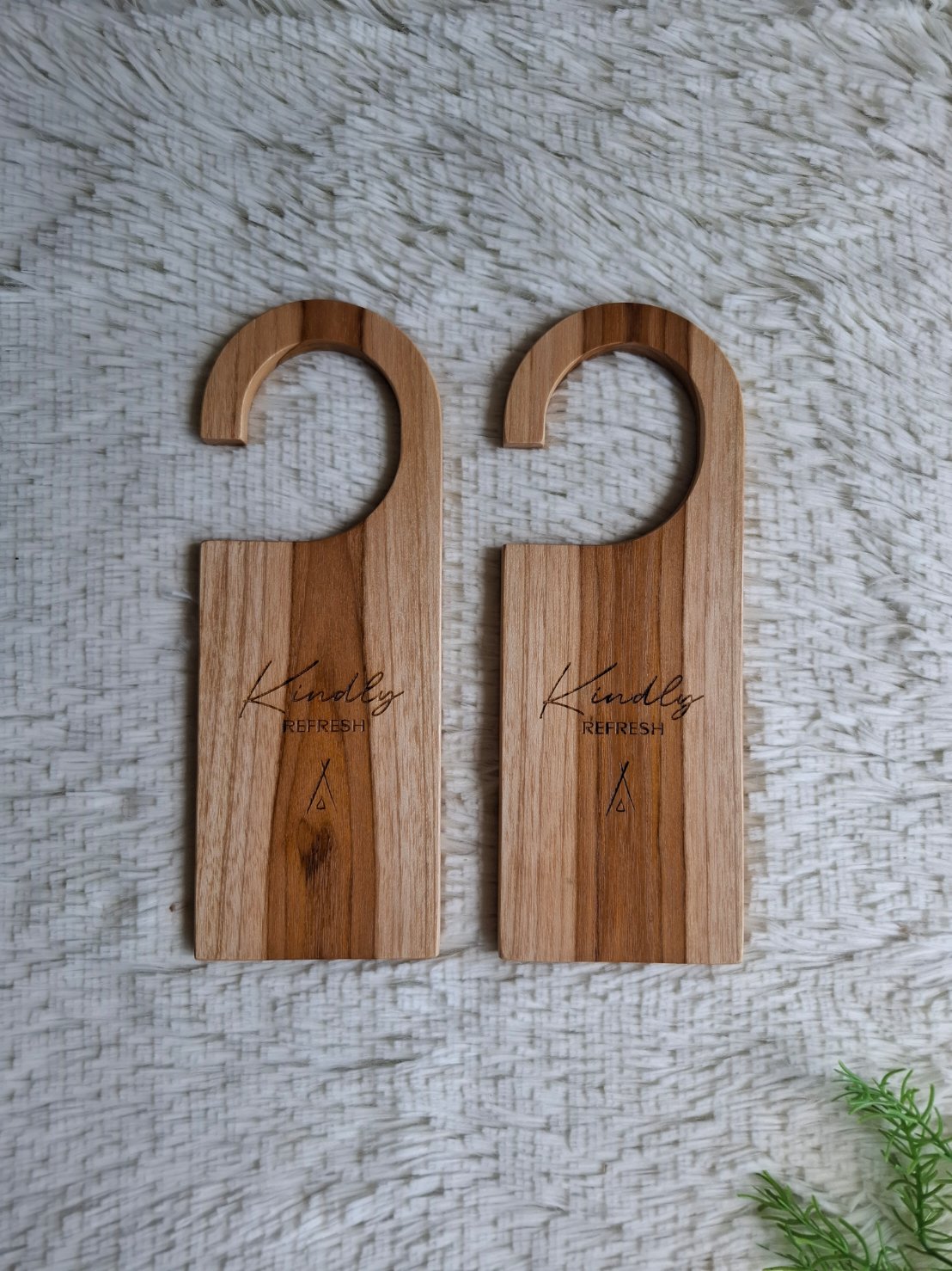 แผ่นป้ายแขวนประตู