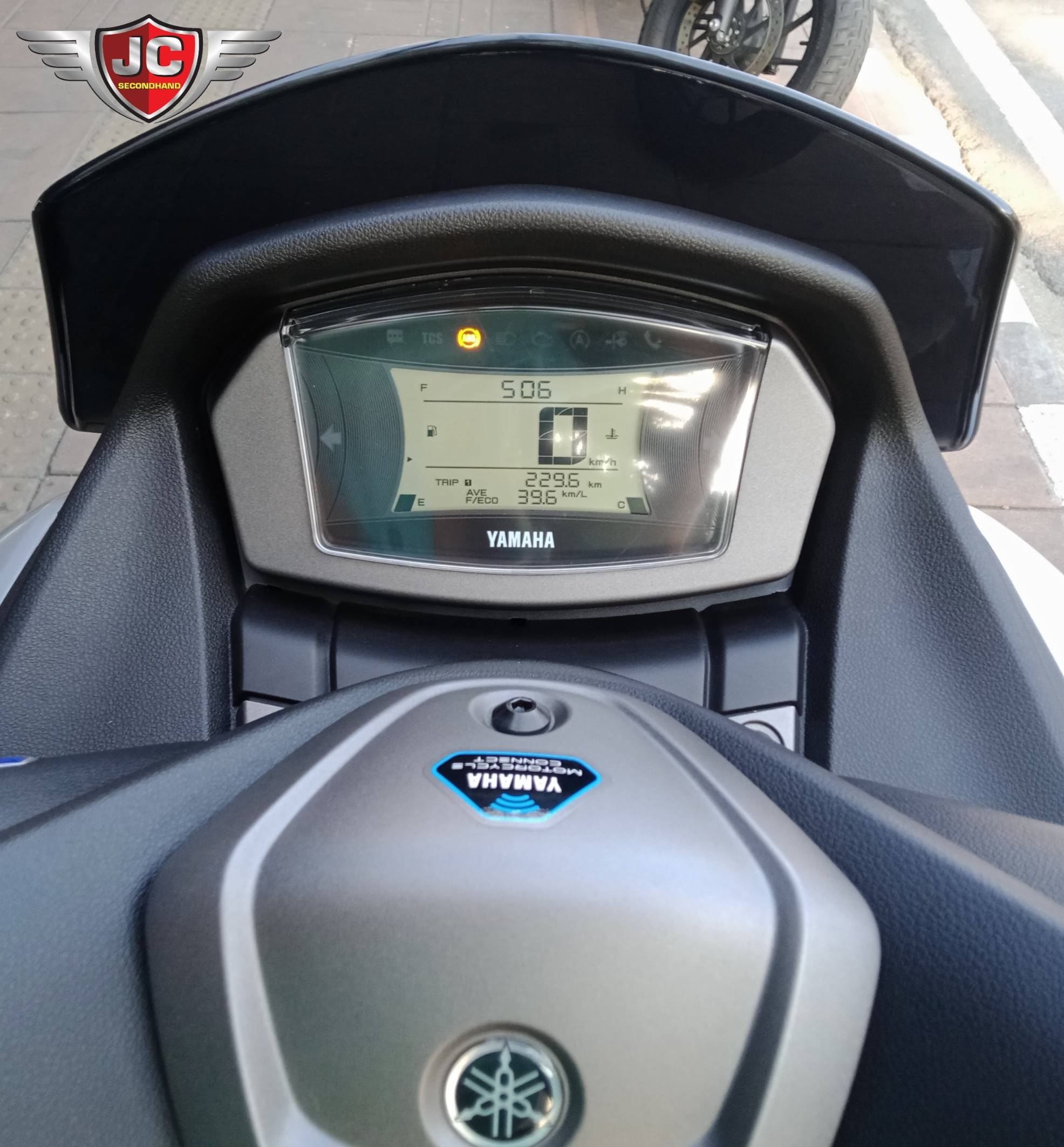🥰นางฟ้ามาเยือน🥰 จ้า AII NEW YAMAHA N-MAX 155 รถเดือนกว่าๆ ไมล์(1)พันโล!! แฝดป้ายแดง นะค่ะ ไม่ต้องบรรยายเยอะ ระบบครบวงจร