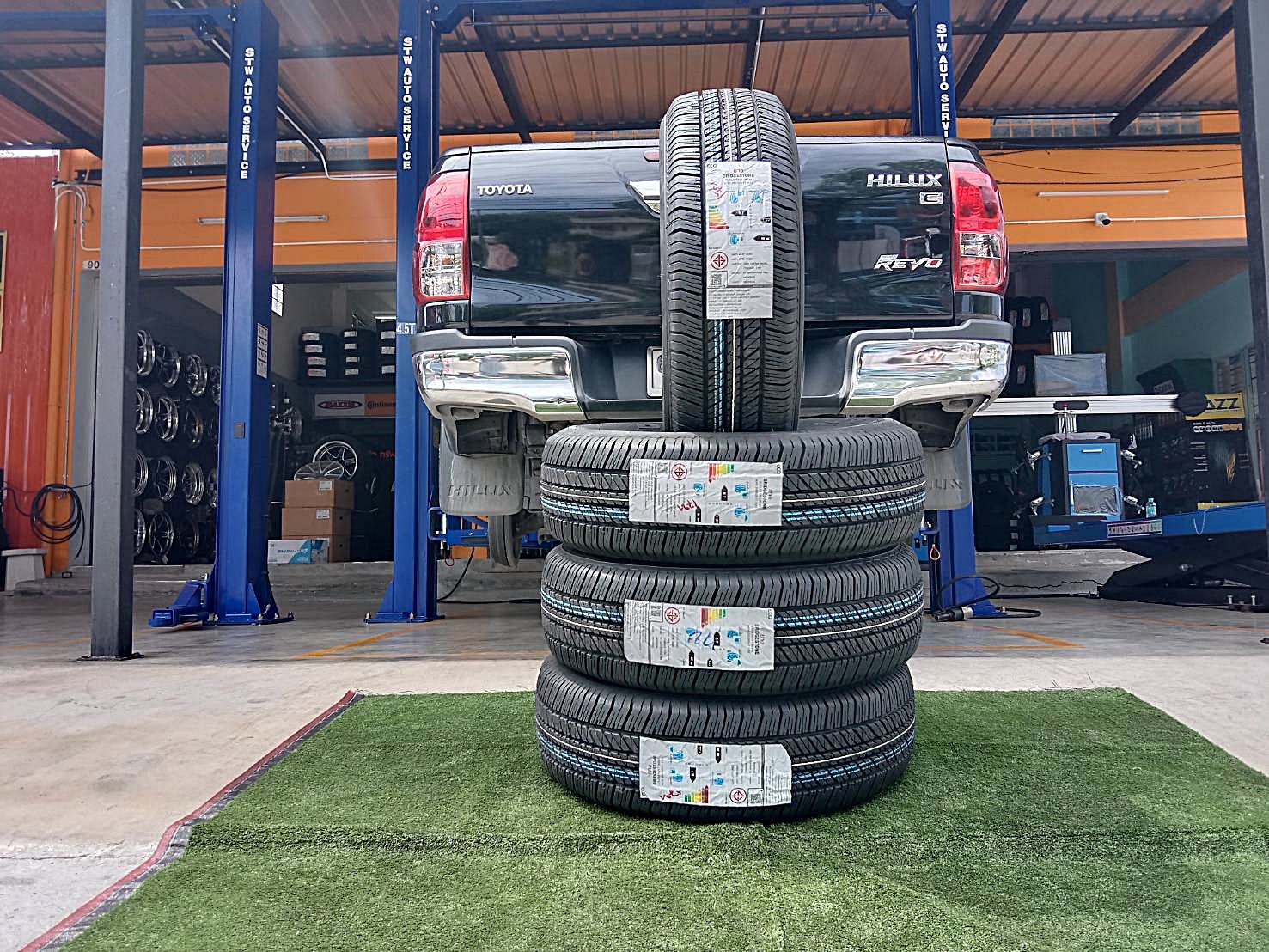 ยางใหม่ BRIDGESTONE DUELER H/T D684II 265/65R17 112S