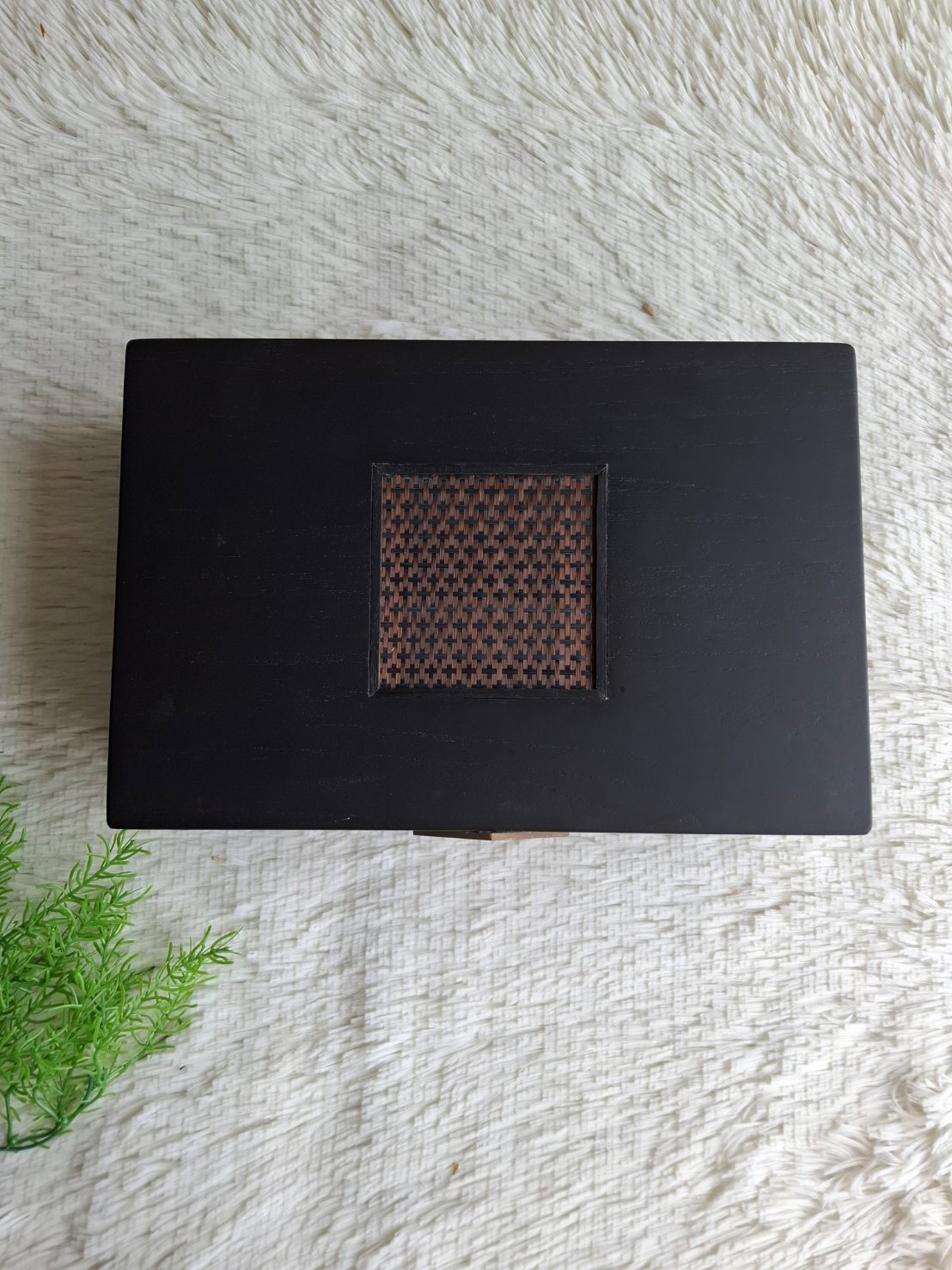 กล่องไม้สัก