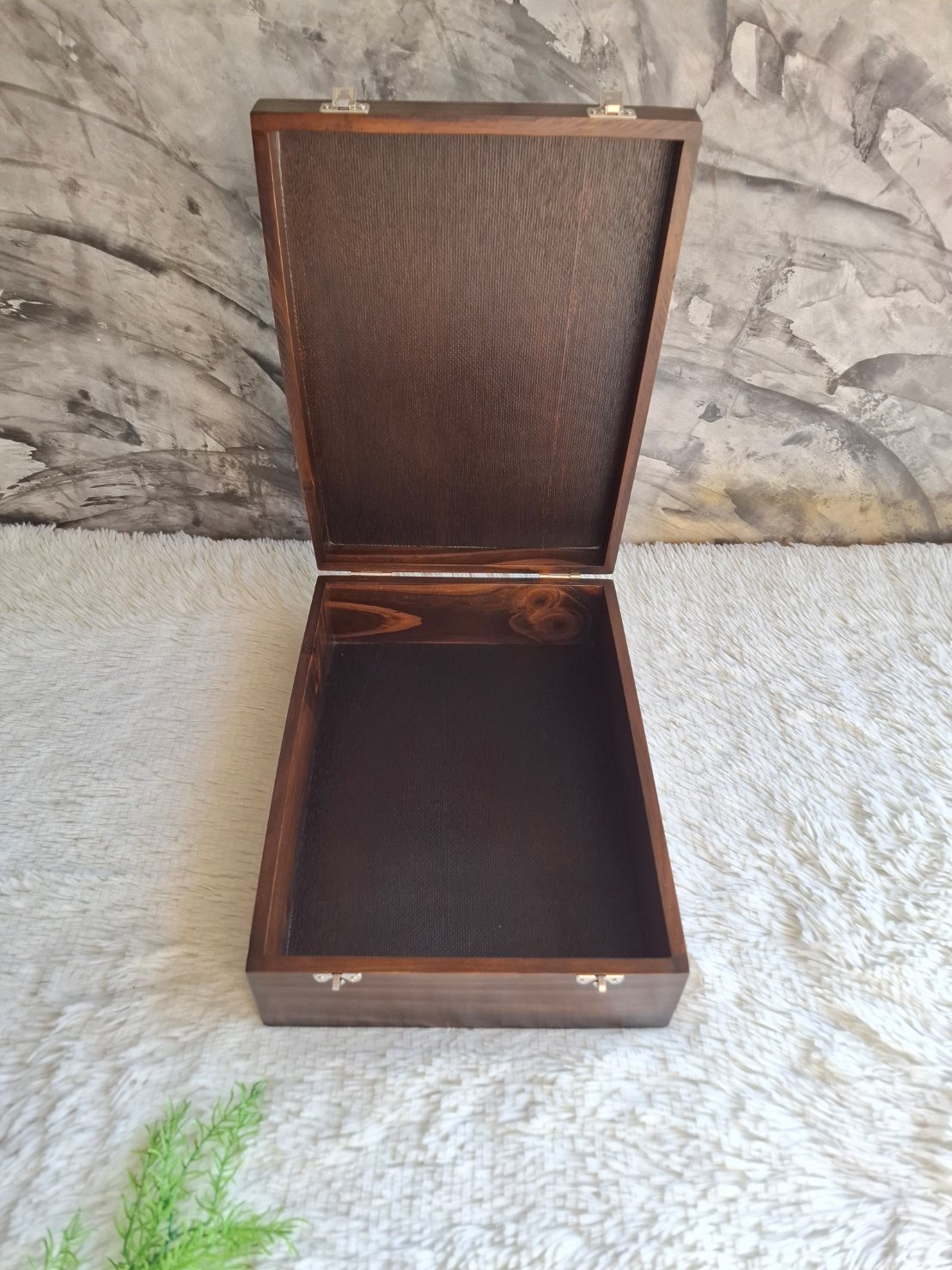 กล่องไม้สนแบบฝาล็อค