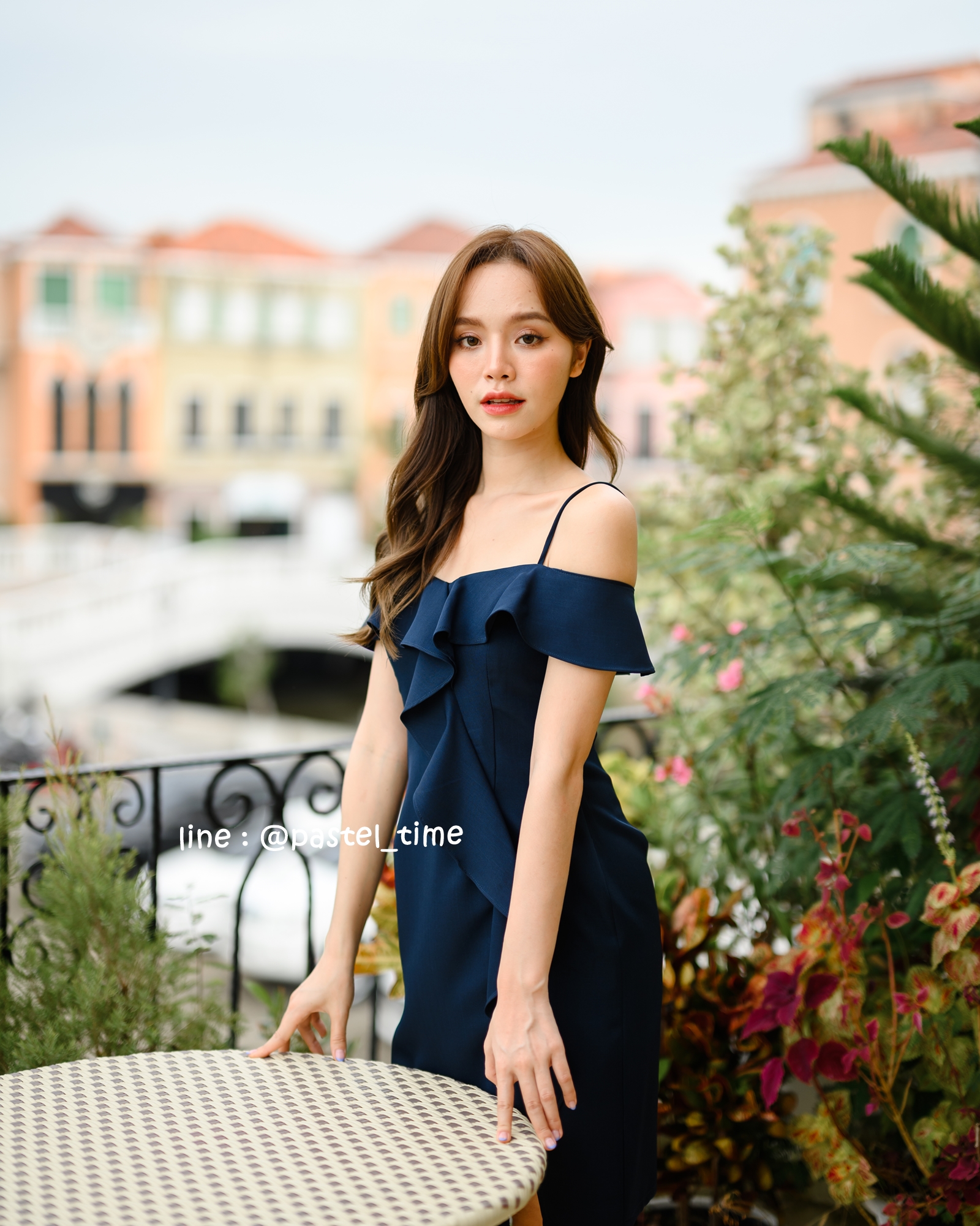 Kathy Off Shoulder Dress - สีกรม **มีแต่S**
