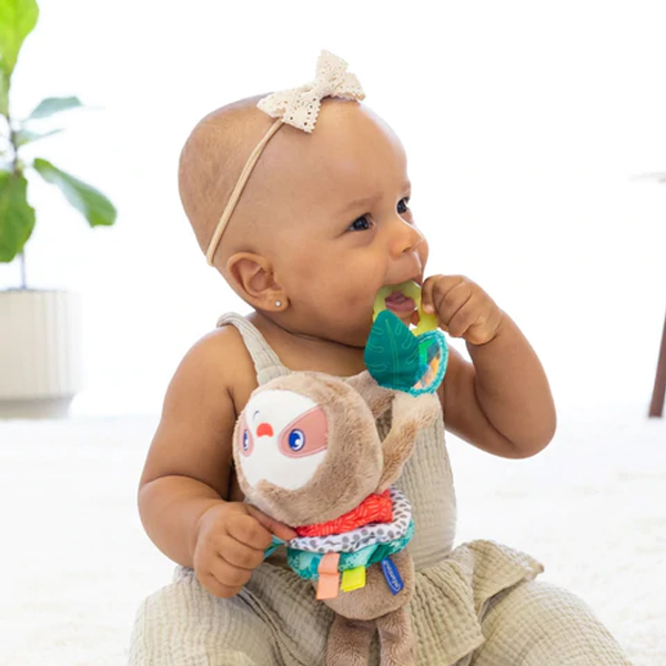 infantino โมบายห้อยรถเข็น ตุ๊กตาสล็อต Music and Motion Pulldown Sloth