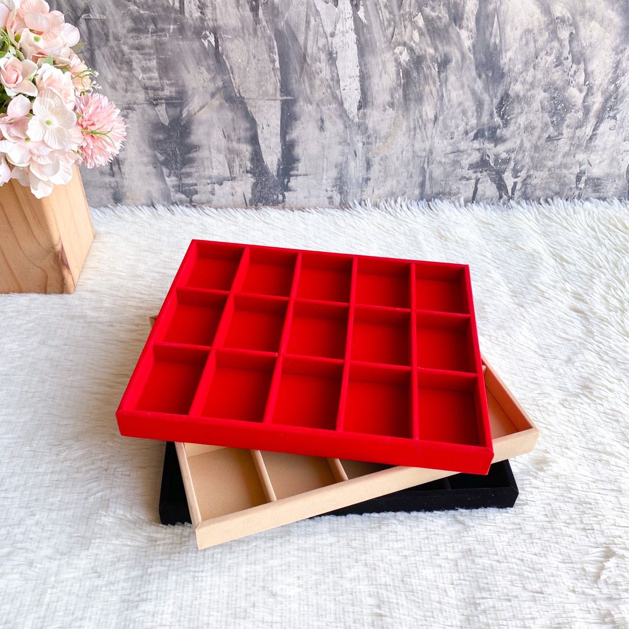 ถาดใส่พระ บุกำมะหยี่ (Velvet Tray)