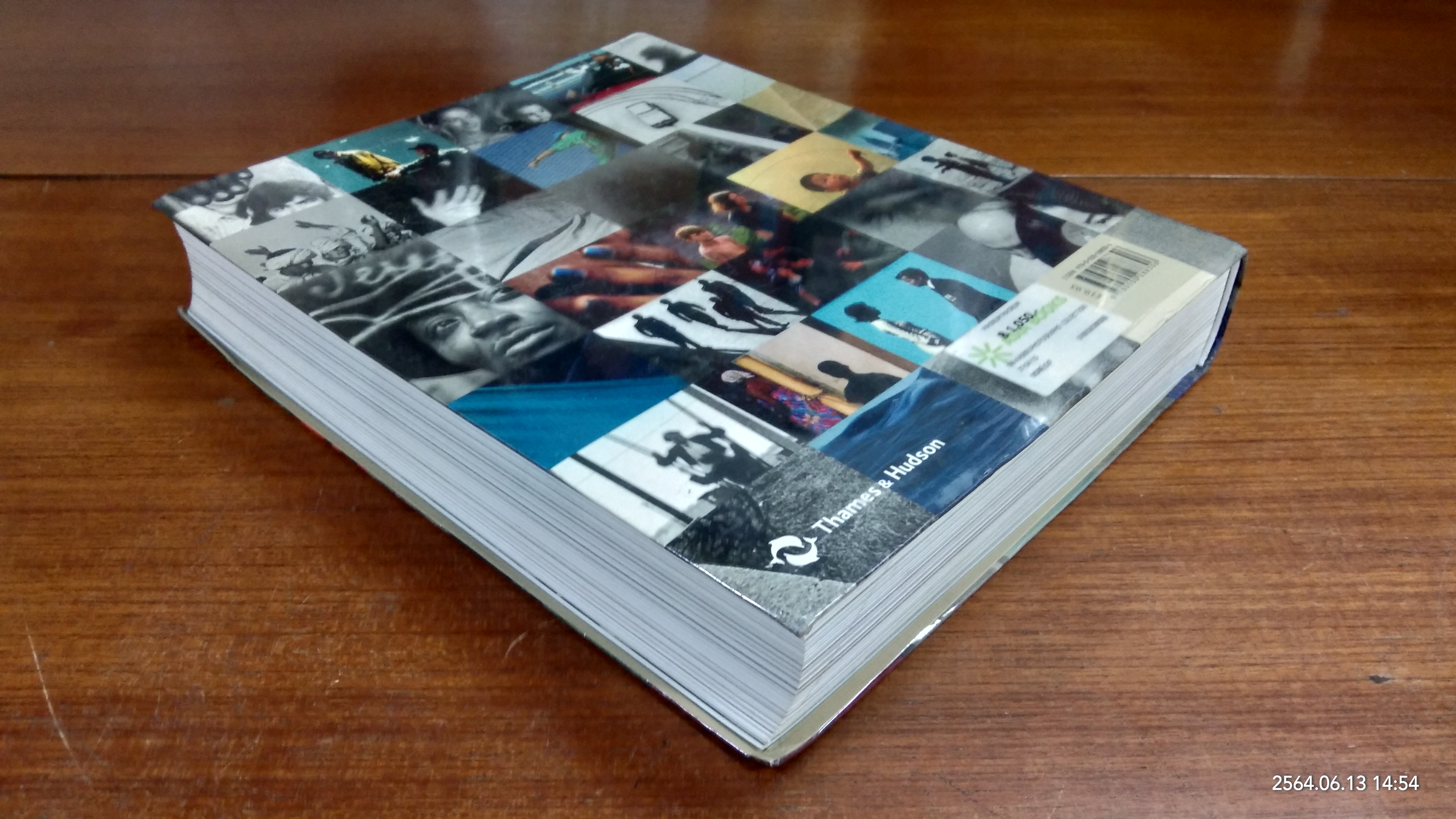 MAGNUM MAG / Brigitte Lardinois