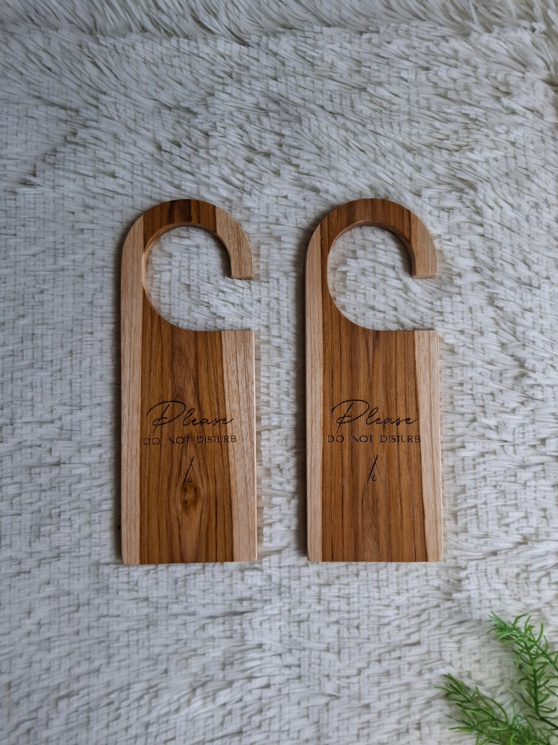 แผ่นป้ายแขวนประตู