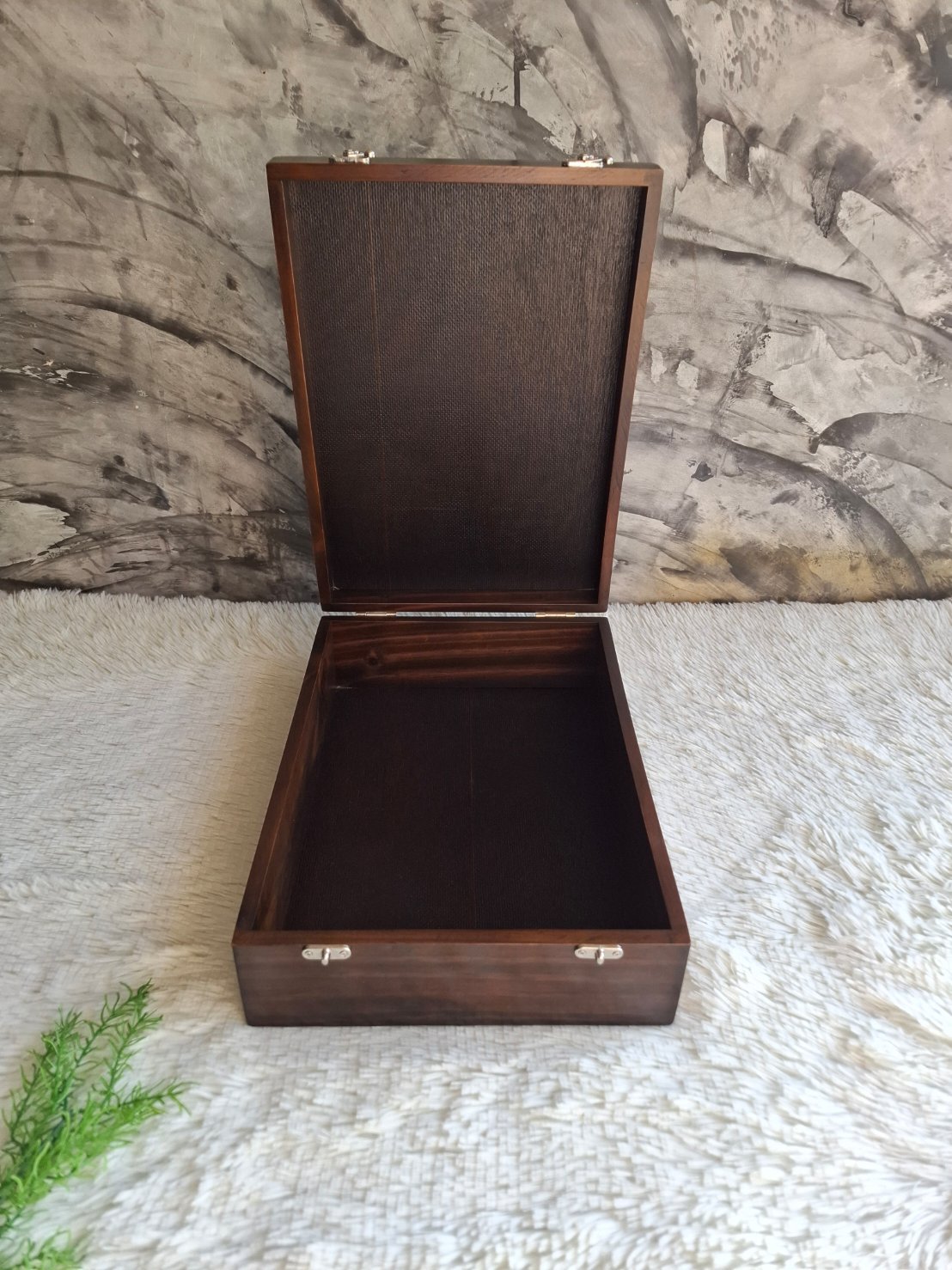 กล่องไม้สนแบบฝาล็อค