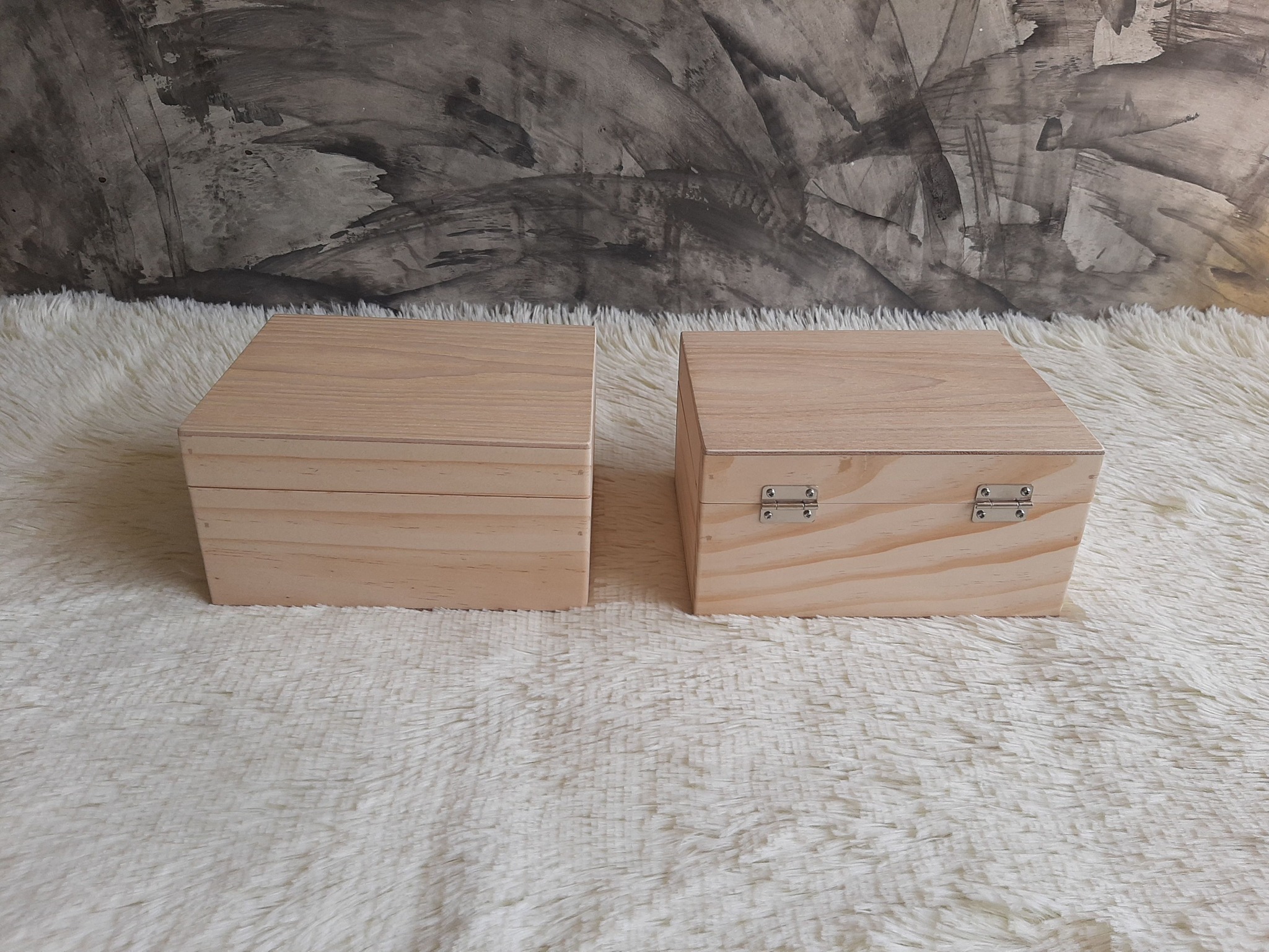 กล่องไม้สนฝาปิดบานพับ