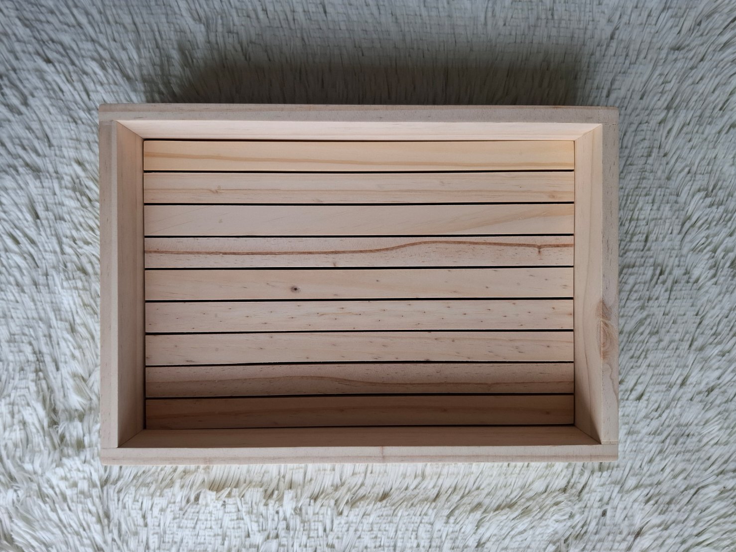 ถาดไม้สนใส่อาหาร