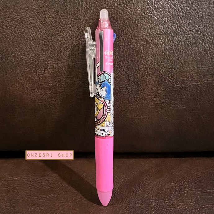 ปากกาลบได้ Pilot Frixion x Sailor Moon (limited) หัว 0.38 หมึกมี 3 สี (แดง ดำ น้ำเงิน) ลายสีชมพูเข้ม