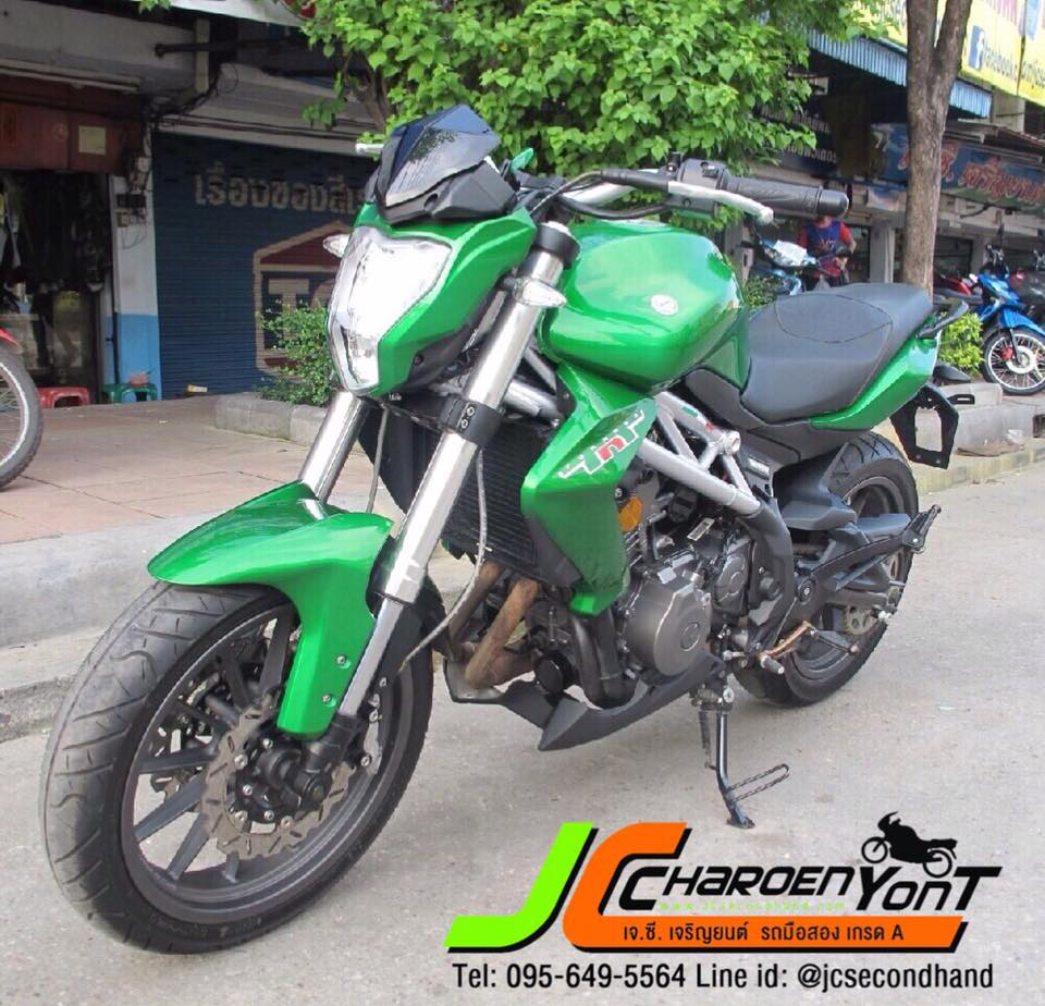 Hot item Benelli TNT300 เชื้อสาย italy รถปี 2015 (รถ 6 เดือน) วิ่งน้อยจัด 1,3xx กิโลเมตร