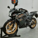 "รถบ้านแท้มือเดียว" HONDA CBR150R ลายล่าสุด Sport Spirit จดทะเบียนปลายปี 59