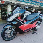 รถโคตรตลาดมาใหม่อีกคัน HONDA PCX150 Smart Key จดทะเบียนปลายปี59 คันนี้แต่งมาให้หมดแล้วไม่ใส่แต่ชักอย่างเดียว บอกเลยขี่สนุก ชุดสีแท้ทั้งคันแทบไม่มีตำหนิ