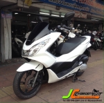 "รถบ้านมือเดียวยอดฮิต" HONDA PCX150~เตาแก๊ส~ จดทะเบียนปลายปี59 สภาพสวยทั้งคัน ใช้งานน้อย2หมื่นโลแท้ เครื่องเดิมเงียบขี่นิ่มศูนย์ตรง ชุดสีสภาพดีแท้ทั้งคัน