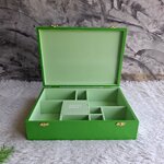 กล่องไม้แบบฝาล็อคสีเขียว