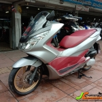 ก็มาดิค๊าบ..... (ดาว)4,900 เท่านั้น !! HONDA PCX150LED จดทะเบียนกลางปี 58 เป็นรถบ้านแท้มือเดียว เครื่องเดิมเงียบ วิ่งดีศูนย์ตรง ชุดสีแท้ทั้งคันทีรอยตามรูป ของแต่งพองามๆ