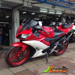 "รถบ้านเทินร์มาราคาเร้าๆ" Yamaha YZF R-15 จดทะเบียนปี 2015 สภาพพร้อมๆครบๆ เครื่องดีเดิมๆ