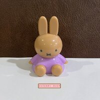 Melanie สีม่วง