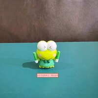 แบบ Keroppi ถือแท่งไฟเชียร์