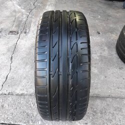 ยางมือสอง Bridgestone S001 ( RF) 225/40R18 ปี19 1เส้น