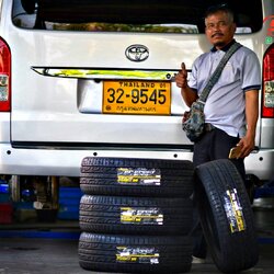 Dunlop SP Sport LM704 ขนาดยาง 215/55R17