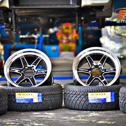 PREDATOR P1-SR 18x9.5 Et+25 6x139.7 Sumaxx 86s 255/50R18