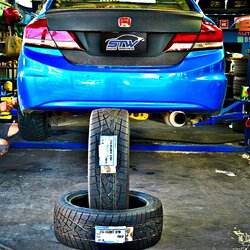 ยาง TOYO PROXES R1R 215/45R17