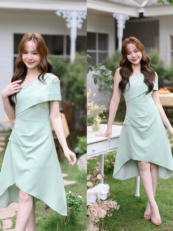 Claudia Asymmetric Dress : สีเขียว [Made by Pastel Time]
