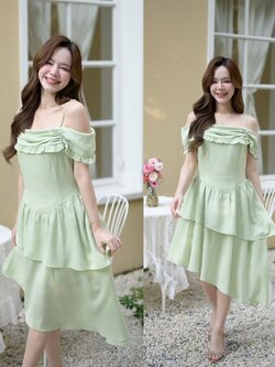 Fleur Classic Asymmetric Midi Dress : สีเขียว [Made by Pastel Time]