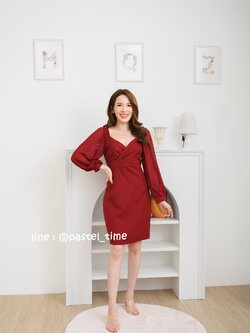 Kessie Chiffon Sleeve Dress – สีแดงเลือดหมู