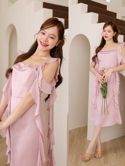 Serene Flutter Sleeve Midi Dress : สีชมพู