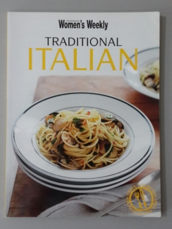 TRADITIONAL ITALIAN / Women's Weekly