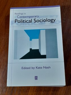 READINGS IN CONTEMPORARY POLITICAL SOCIOLOGY / Kate Nash