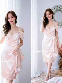Kiera Silk Satin Dress – Rose Gold สีทองอมชมพู **มีแต่ S**