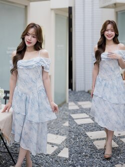 Fleur Asymmetric Midi Dress : ผ้าลายพิมพ์สีฟ้า [Made by Pastel Time]