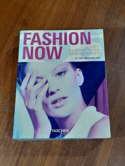FASHION NOW : ED. TERRY JONES , AVRIL MAIR