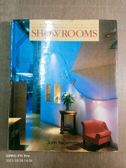 SHOWROOMS(หนังสือเล่มนี้สภาพไม่สมบรูณ์ หน้า161-162ไม่มี) / John Beckmann